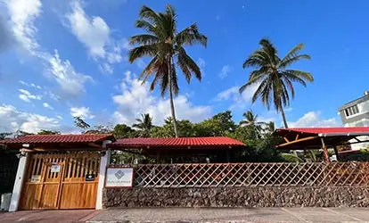 Foto exterior de la agencia de viajes Grupo Galapagos.